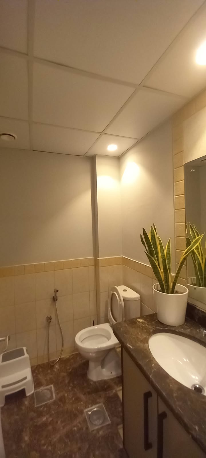 Vanity with round mirror